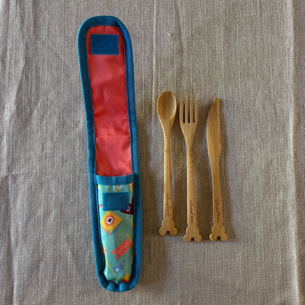 Disneyland Parks Never Used Travel Reusable Bamboo Cutlery Set with Case